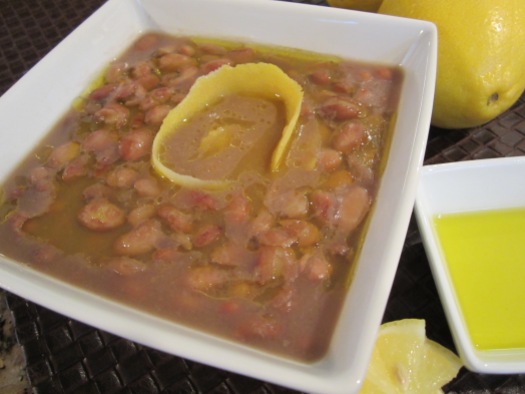 Braised Pinto Beans (Loobia Chiti)