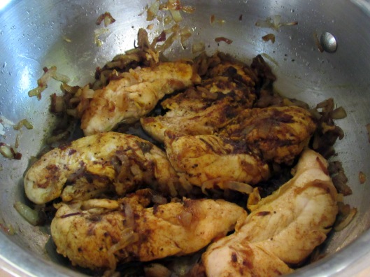 khoresht-hulu-ba-morgh-peach-stew-with-chicken-3